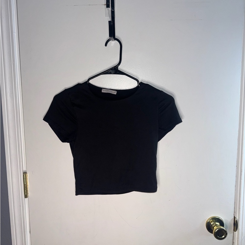 Sincerely Jules Cropped Black Tee